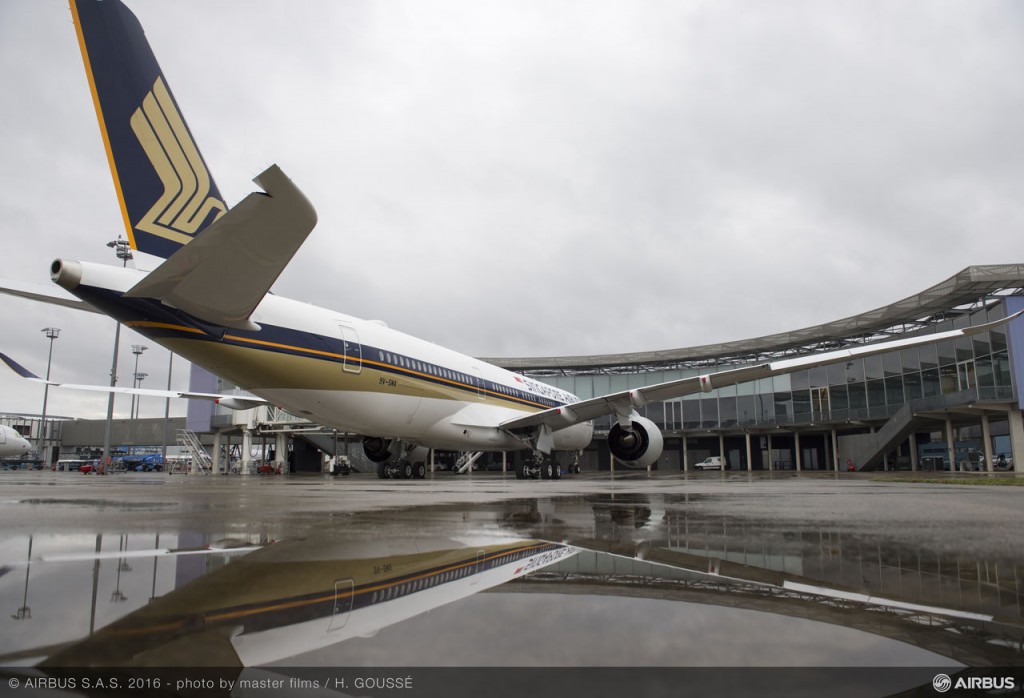 A350-XWB-Singapore-Airlines-delivery-1