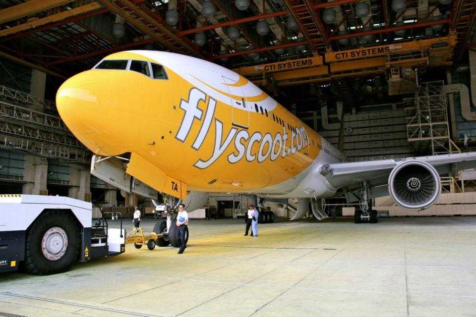 boeing_777_200_scoot_10