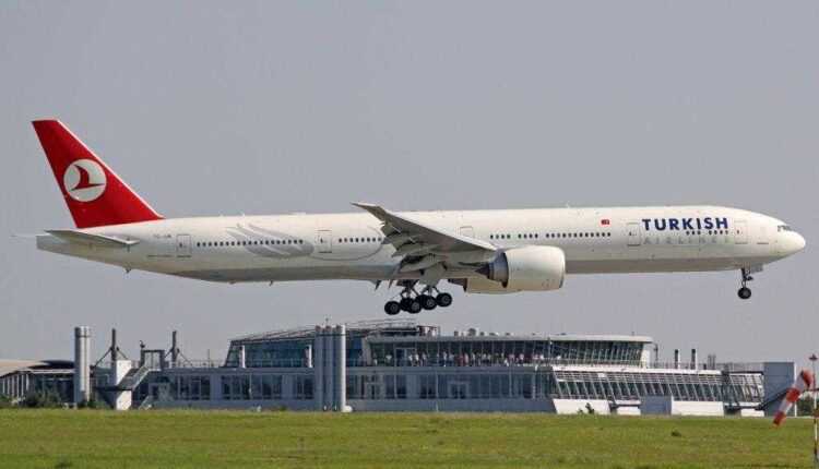 turkish airlines boeing 777 300