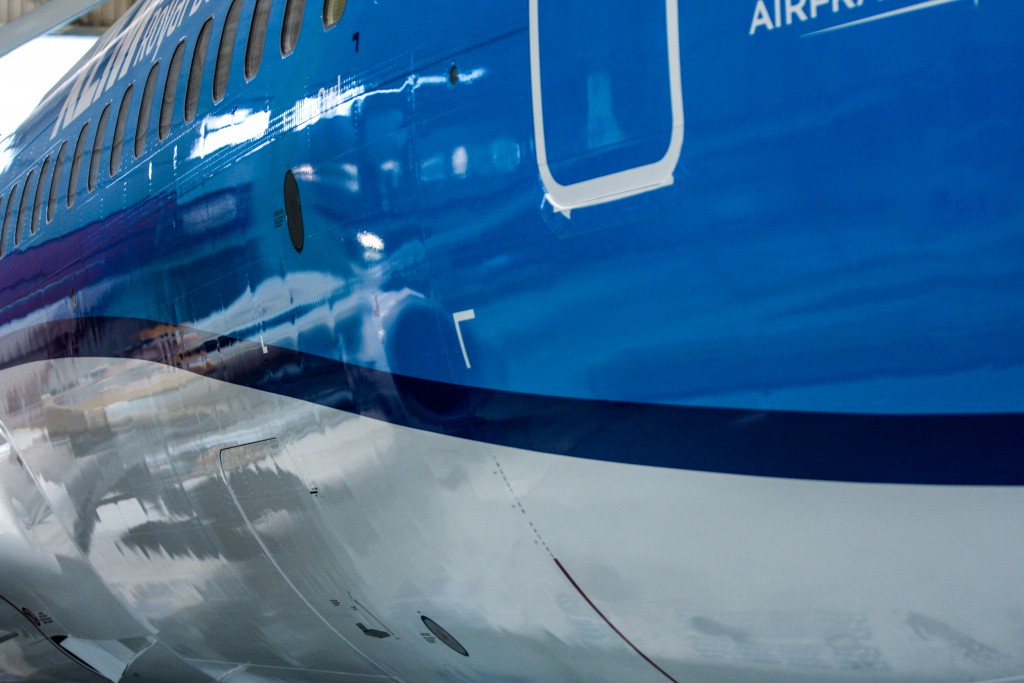 Boeing_737_KLM_livery_2