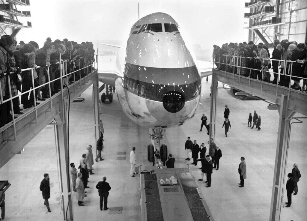 първи_747_KLM