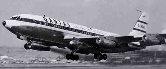 Qantas Boeing-707-5 Motoren