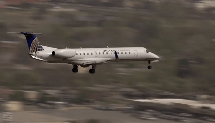 Embraer-United-Express-crosswind-landing-1