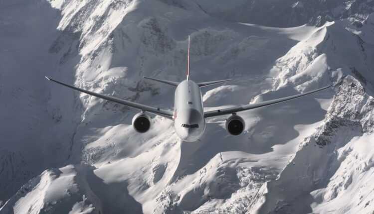 boeing-777-swiss-alpi