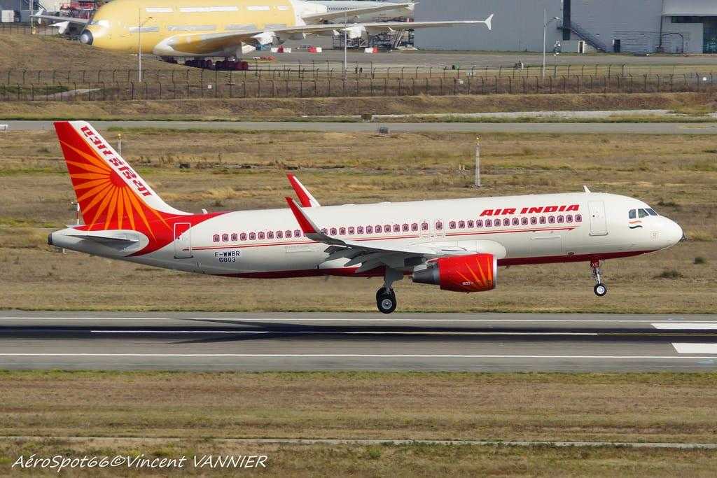 Airbus-A320-Air-India-VT-EXE