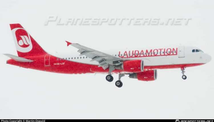 Airbus-A320-Laudamotion-OE-LOF