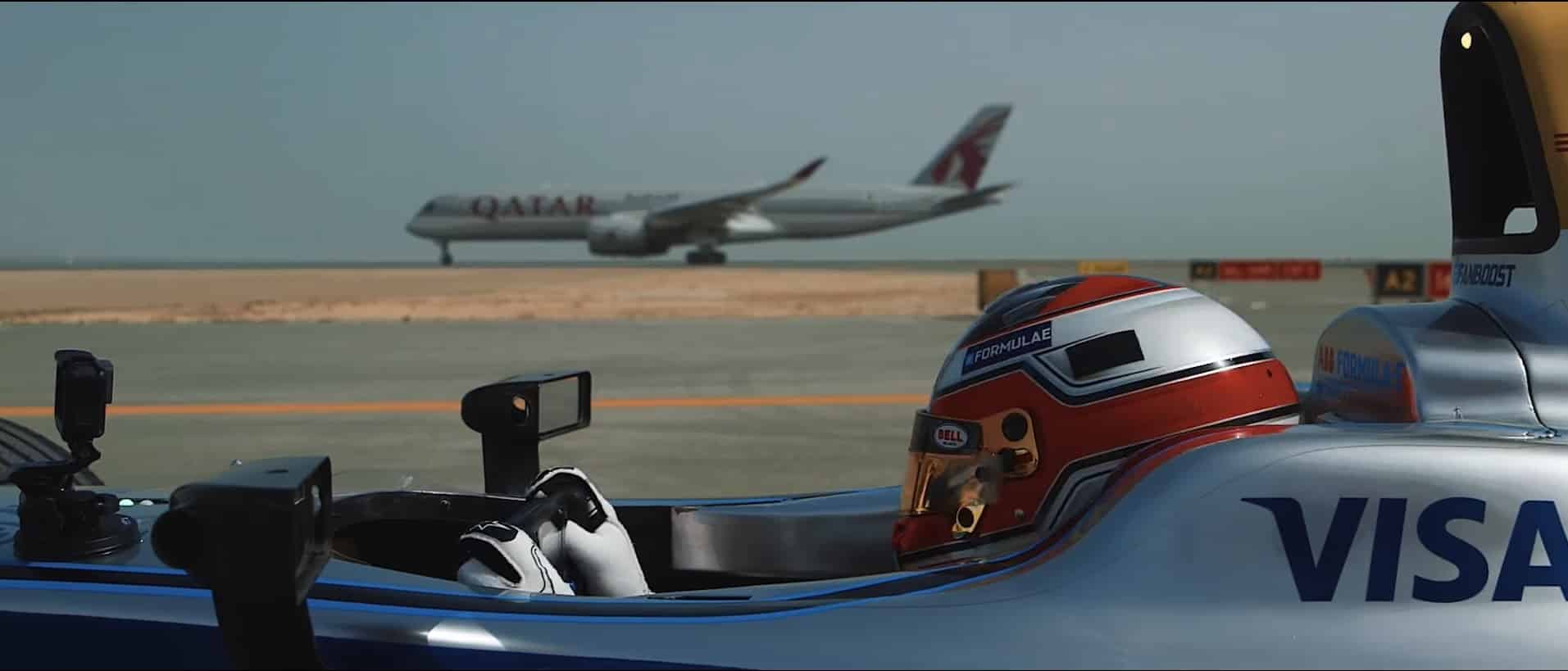 comenzar la carrera Fórmula-e-airbus-a350-Qatar Airways