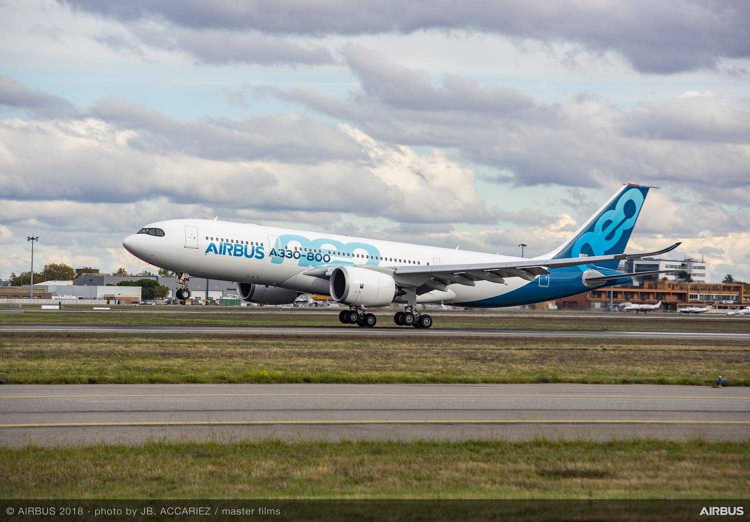 A330-800-premier vol atterrissage