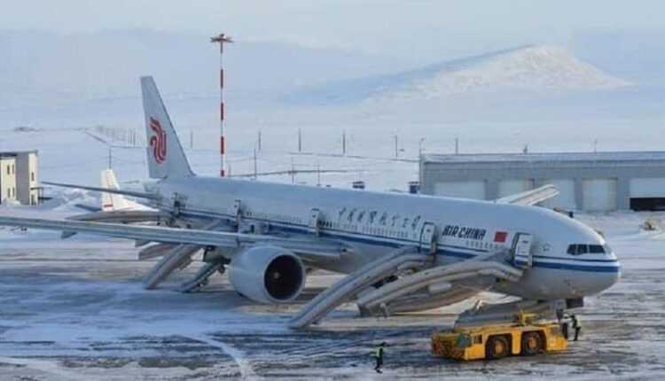 b777-300er-air-china-aterizare-urgenta-siberia