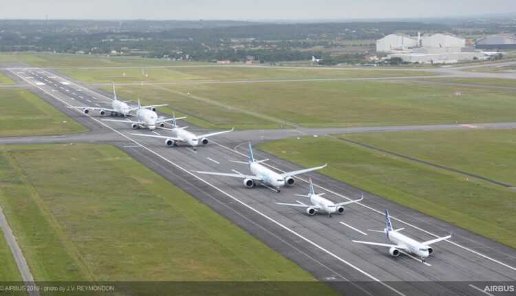 formatie-6-avioane-airbus-50-ani-1