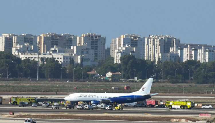 Boeing 737-400 Electra Airways - incident Tel Aviv