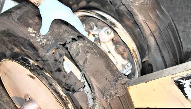 incident-tarom-atr-42-roti-blocate-2
