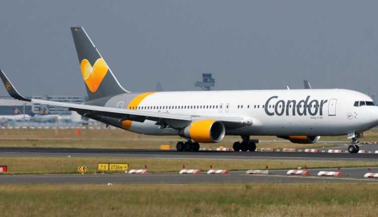 condor-continua-zborul