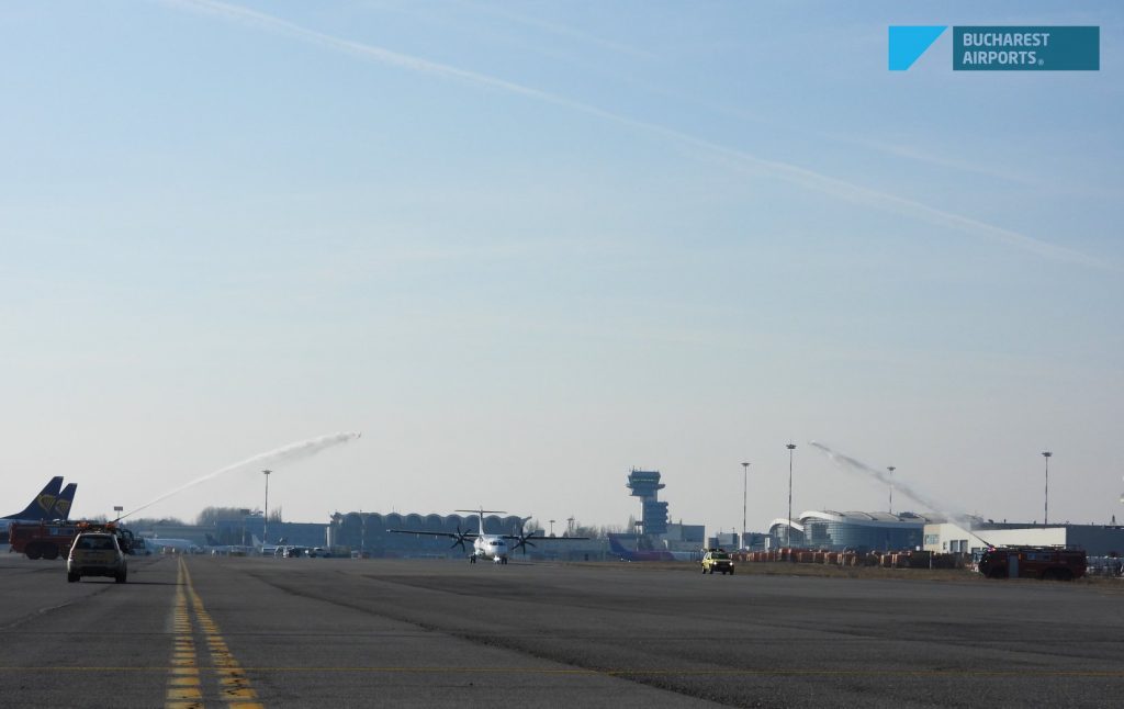 Le salut des canons à eau attr 72 600 tarom