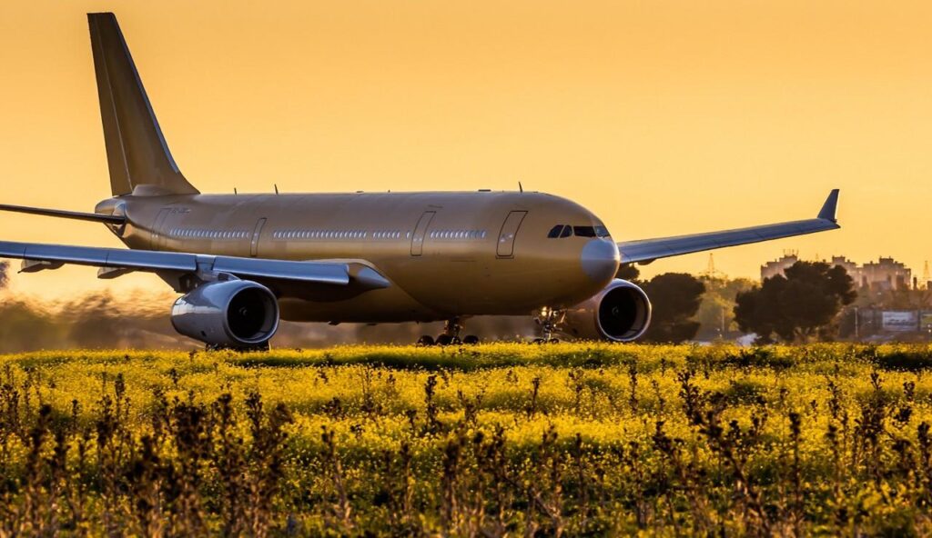 Airbus-A330-MRTT-zbor-umanitar