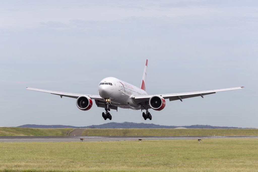 Boeing 777-200LR-austríacas a companhias aéreas-Viena-Sydney