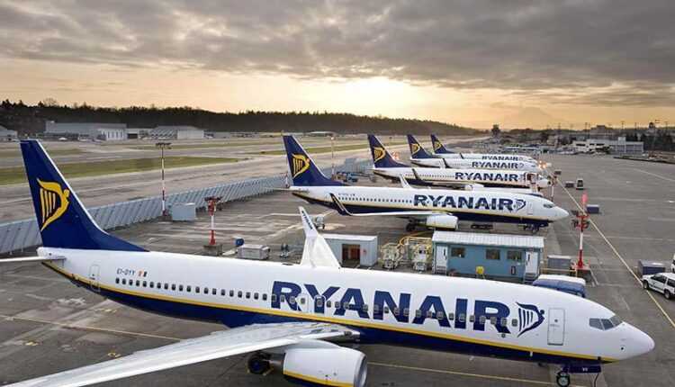flota-ryanair-la-sol