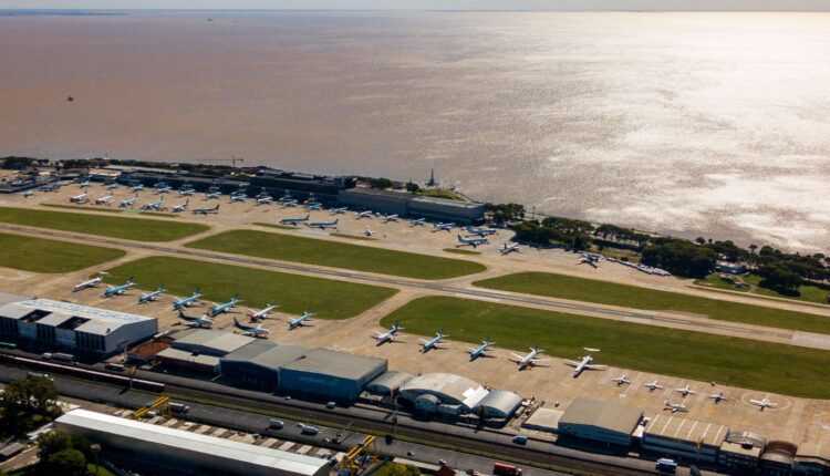 argentina-interzice-zborurile-comerciale-septembrie-2020