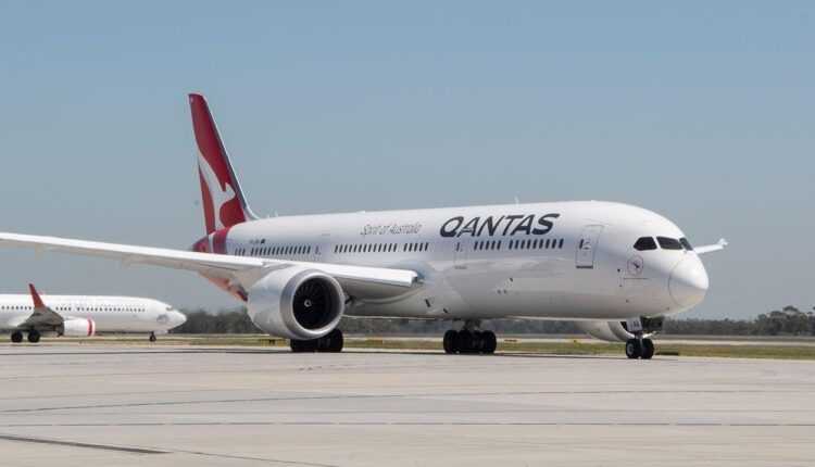 qantas-suspenda-zborurile-internationale