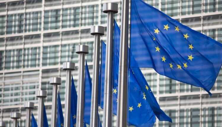 comisia-europeana-aproba-garantia-imprumut-blue-air