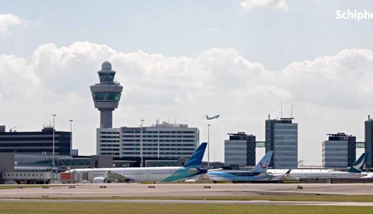 aeroport-amsterdam-schiphol-2020