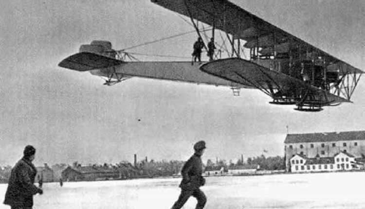 26-februarie-în-aviație-inginerul-rus-Igor-Sikorsky-a-efectuat-primele-zboruri-de-pasageri