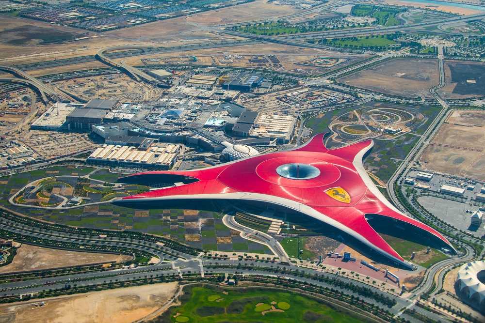 Ferrari World (Abu Dhabi, Emiratele Arabe Unite)