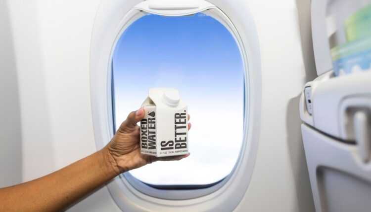 Alaska-Airlines-cutii-carton-sticle-plastic