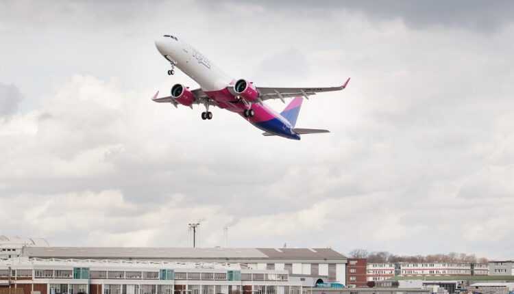 Wizz-Air-va-relua-zborurile-Londra-Luton