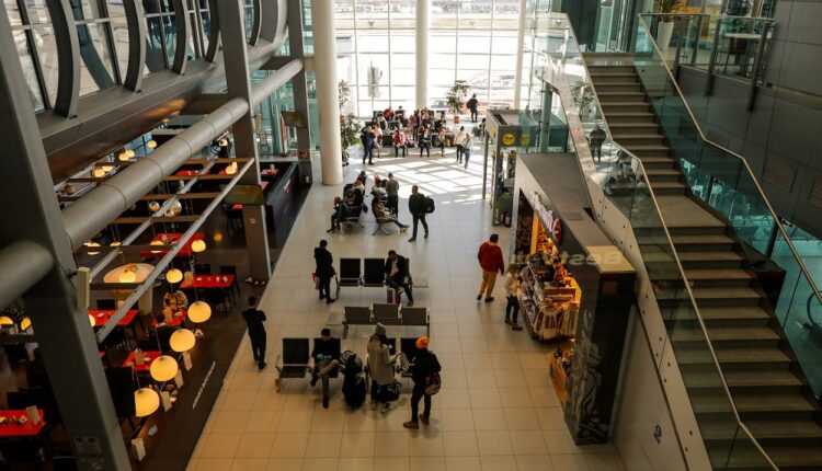 cele-mai-populare-apreciate-aeroporturi-romania