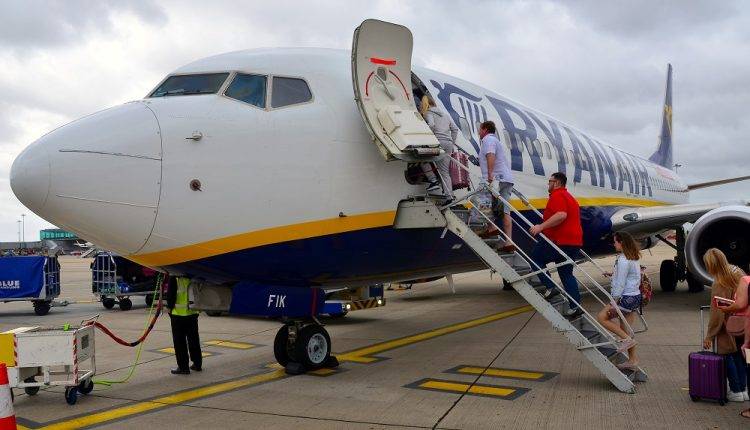 zborurile-ryanair-zboara-normal