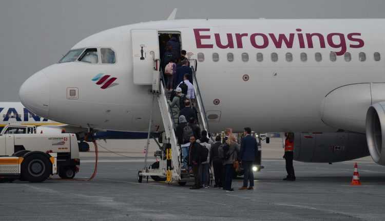 iasi-stuttgat-dusseldorf-eurowings