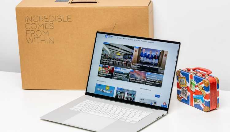 Laptop Asus Zenbook UM5606