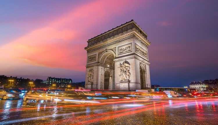 Motive-pentru-care-ai-nevoie-de-o-masina-cand-vrei-sa-vizitezi-Bucurestiul-in-3-zile