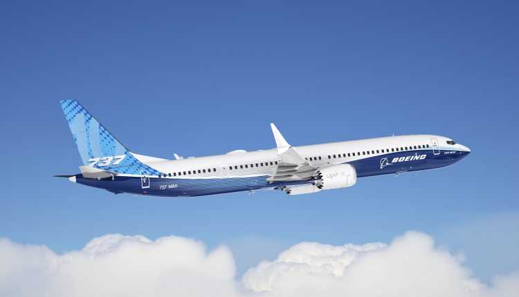 Boeing-737-10_5